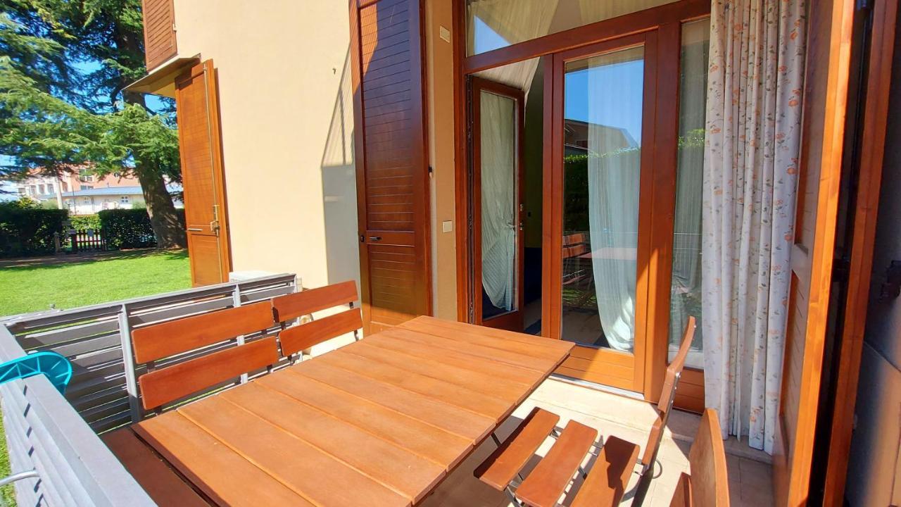 Colors Pool Apartment Bardolino Dış mekan fotoğraf